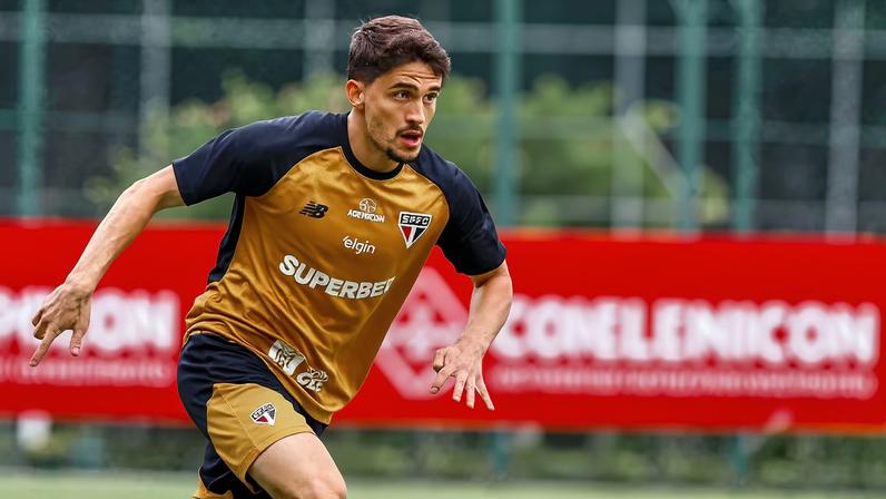 Pablo Maia sofreu fratura durante treino do São Paulo — Foto: Erico Leonan/São Paulo