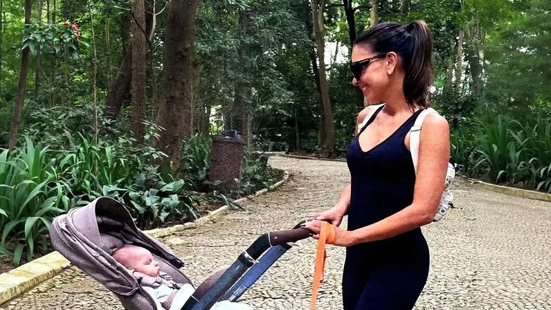Mariana Rios encanta seguidores em passeio matinal com o filho, Palo — Foto: Reprodução/Instagram
