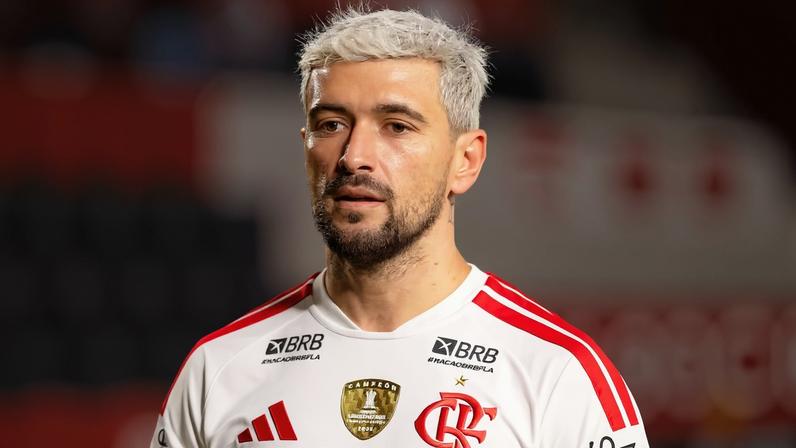 Arrascaeta em Estudiantes x Flamengo — Foto: Adriano Fontes/Flamengo
