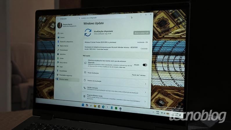 Programando pausas no Windows Update do Windows 11 (imagem: reprodução/Microsoft)