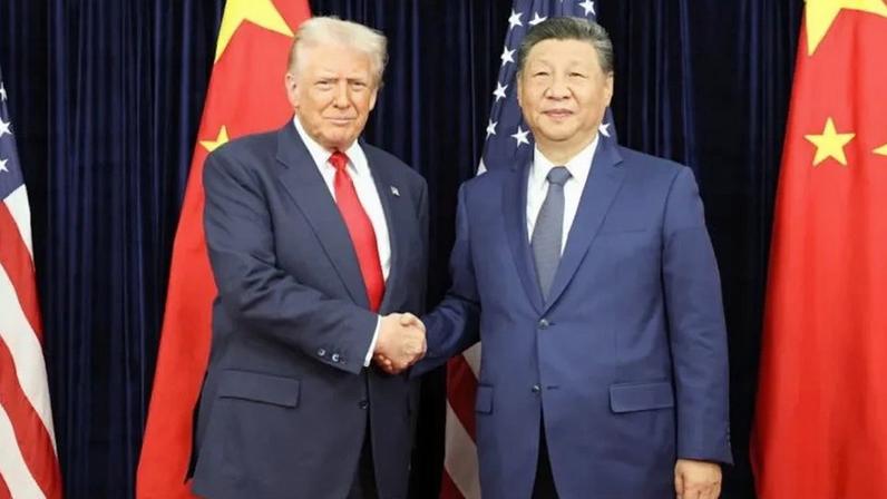 China supera EUA em aprovação global, aponta pesquisa