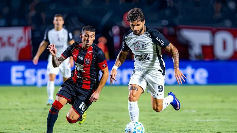 Yuri Alberto, do Corinthians, durante partida contra o Vitória, pelo Brasileirão