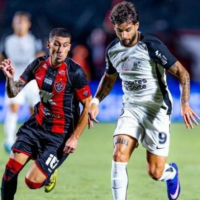 Corinthians encara Vitória em Salvador em duelo difícil
