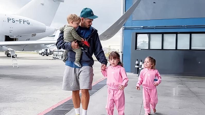 Zé Felipe reencontra filhos após polêmica sobre viagens de Virginia