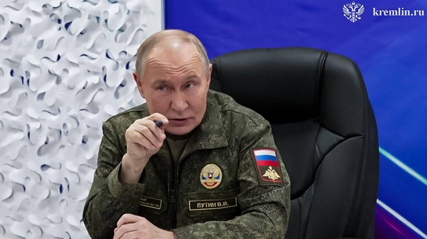 Putin e sua família também teriam deixado de frequentar suas residências nas regiões de Moscou e Valdai para ficar em bunkers localizados na região sul do país.