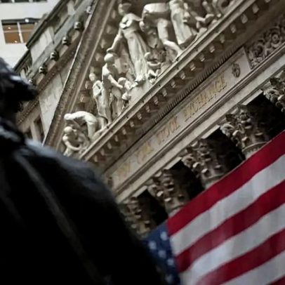 Bolsas de NY fecham mês em alta com otimismo sobre acordo EUA-Irã