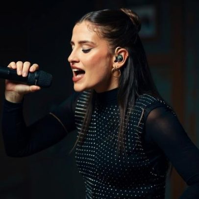 Lis Avancini lança clipe da música Além da Medicina
