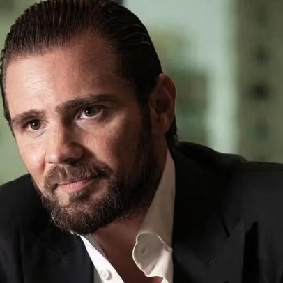 Mercados movem bolsa e dólar após áudios de Flávio Bolsonaro e Vorcaro