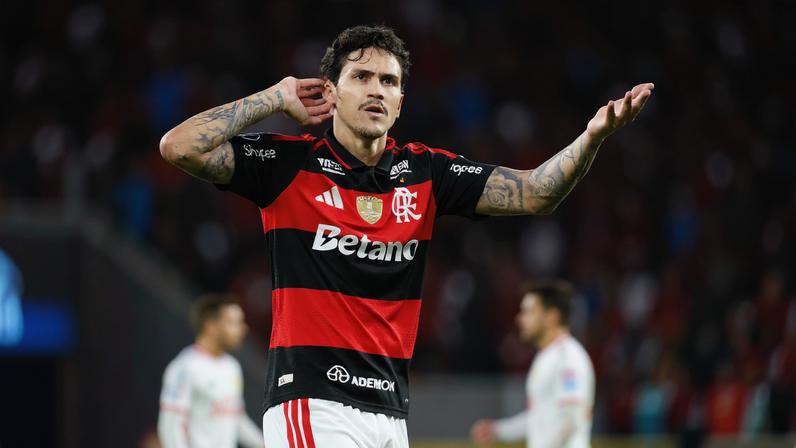 Pedro em Flamengo x Estudiantes — Foto: André Durão