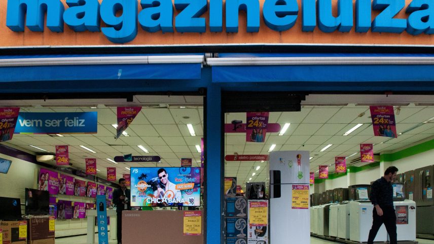 Fachada da loja Magazine Luiza de Pinheiros. — Foto: Ana Paula Paiva/Valor