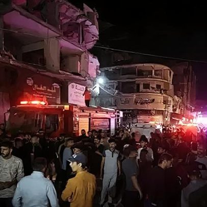 Três mortos e dezenas feridos em ataque israelense a Gaza, dizem médicos