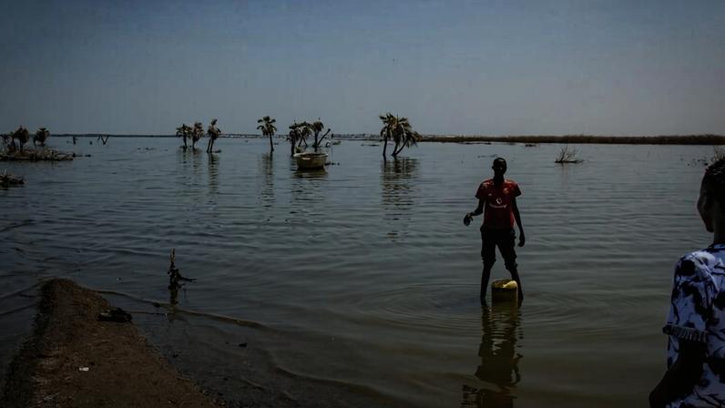 Águas em subida e pressões crescentes atingem o Lago Turkana, no Quênia