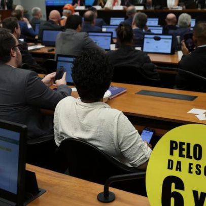 Comissão da Câmara vota parecer de Leo Prates sobre fim da escala 6x1