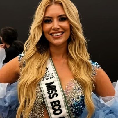 Miss Brasil Joana Camargo sofre tombo em palco no Egito