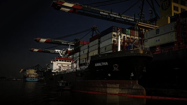 PRESSA - Porto de Santos: embarques para os Estados Unidos dispararam nas últimas semanas
