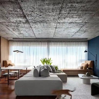 Projeto derruba paredes e transforma apartamento vintage com cozinha dos sonhos