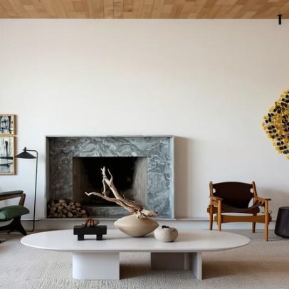 Casa combina wabi-sabi e japandi em ambientes de arte e design
