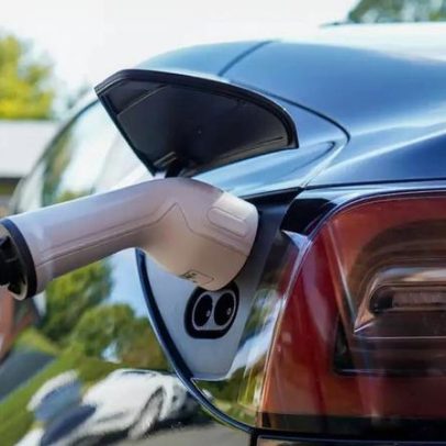 EUA possuem os carregadores de EV mais potentes; Europa aponta outra prioridade