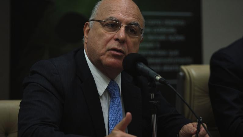 Brasília - Deputado Arnaldo Jardim durante reunião da Frente Parlamentar Ambientalista da Câmara dos Deputados (Antonio Cruz/Agência Brasil)