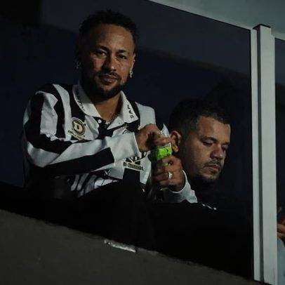 Neymar e Rodrygo agitam a Vila Belmiro em jogo do Santos