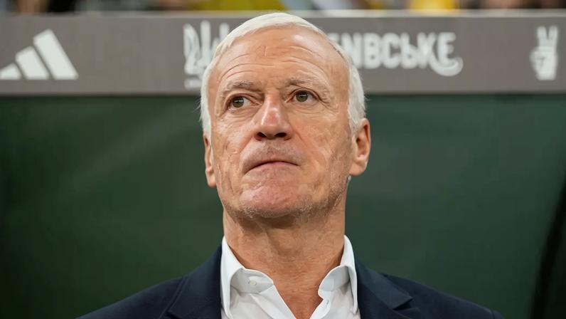 Legenda: Didier Deschamps anunciou os 26 jogadores convocados para a Copa do Mundo de 2026 / Jogada10