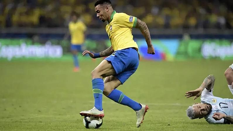 Conheça algumas regras básicas do futebol para acompanhar a copa