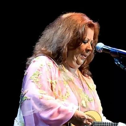 Sete anos sem Beth Carvalho: memória da Madrinha do Samba