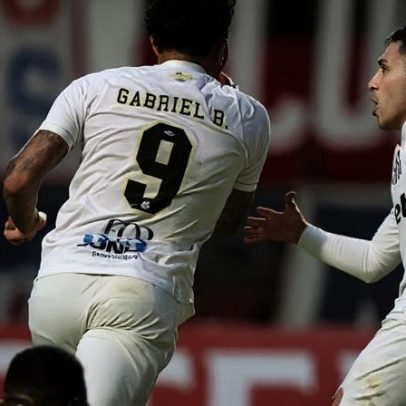 Gabigol participa de quase metade dos gols do Santos em 2025
