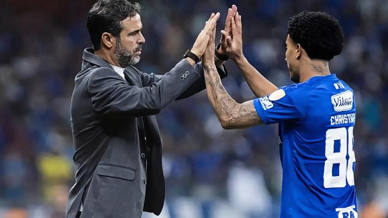 Cruzeiro, aliás, não teve dificuldades para superar o Barcelona-EQU –