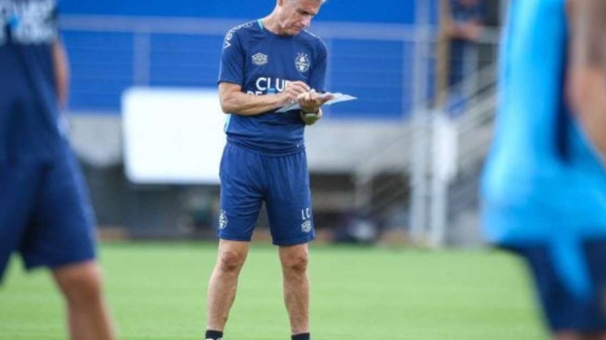 Luís Eduardo é zagueiro oriundo da base e estará à disposição do treinador Luís Castro –