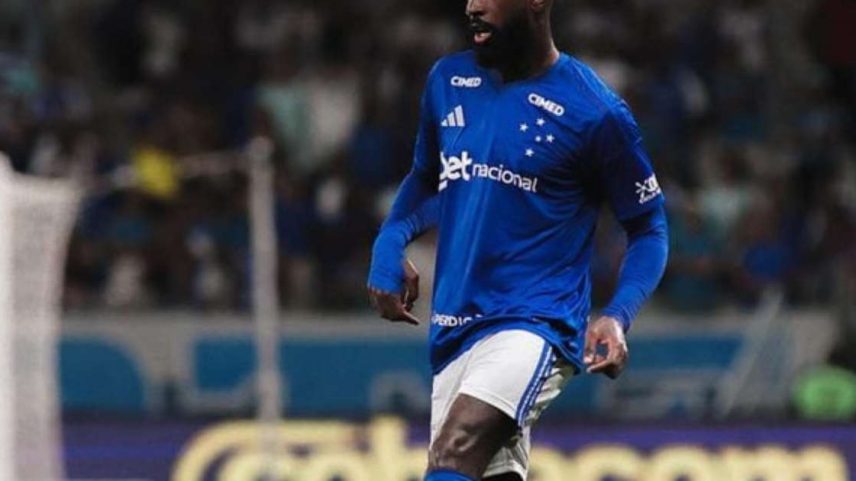 Se receber amarelo contra a Universidad Católica, Matheus Pereira não enfrenta o Boca Juniors –