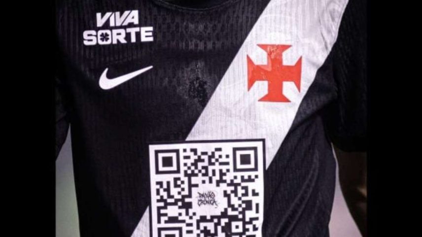 Jogadores do Vasco entraram em campo com QR Code na camisa –