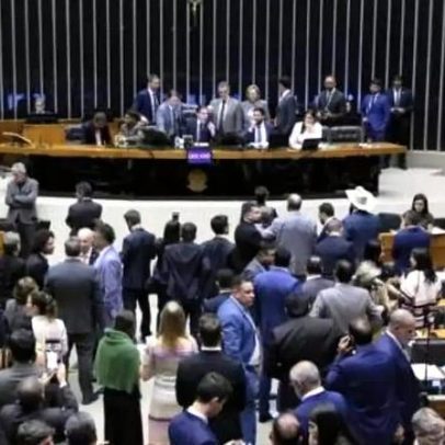 15 deputados gaúchos assinam emenda que trava fim da escala 6×1