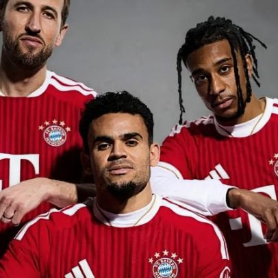 Bayern de Munique apresenta uniforme da próxima temporada