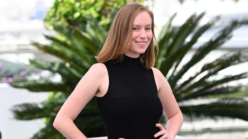 Hannah Einbinder diz que Mubi está ciente de suas falas pró