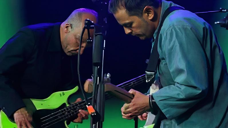 Thom Yorke e Flea retomam parceria histórica durante show em Londres