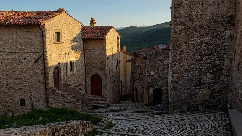Imagem de Santo Stefano di Sessanio.