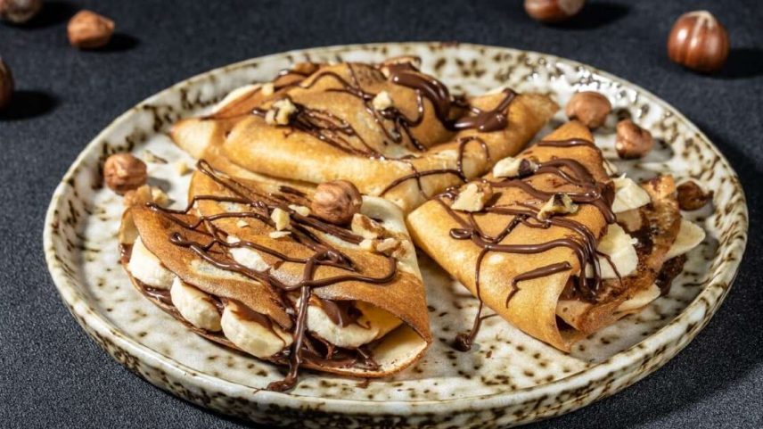Crepe de banana com creme de avelã