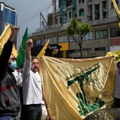 Israel bombardeia o Líbano e Hezbollah resiste a plano de paz dos EUA
