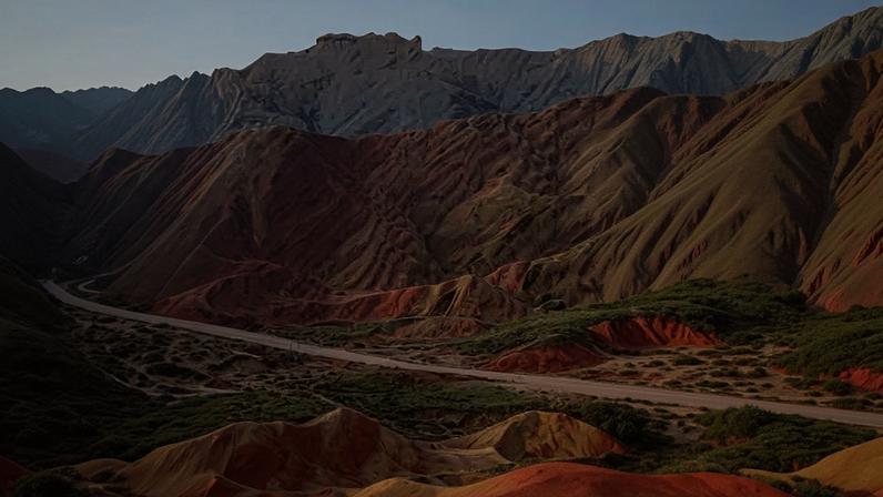 Montanhas chinesas parecem tingidas à mão; veja as imagens