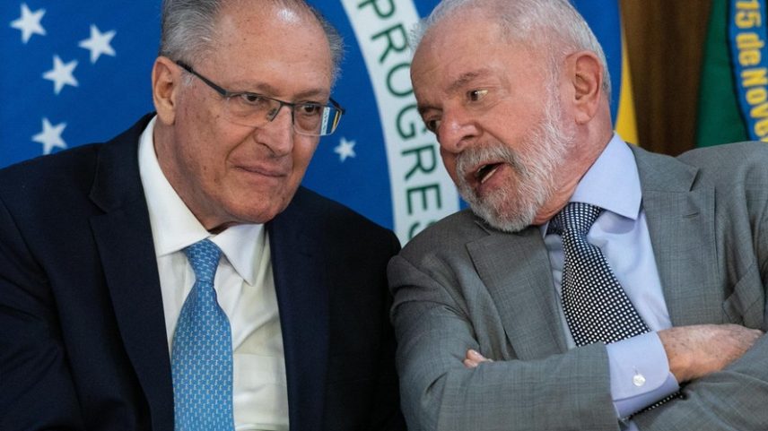 Lula e Alckmin — Foto: Brenno Carvalho/Agência O Globo