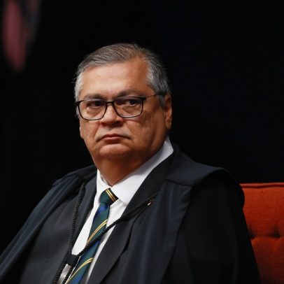 Dino ordena apuração sobre emendas parlamentares ligadas ao filme de Bolsonaro