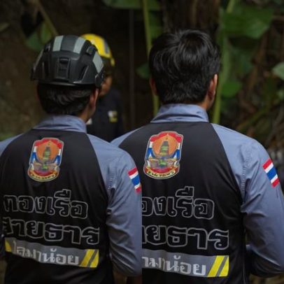 Mergulhadores especialistas tentam resgatar grupo preso em caverna no Laos