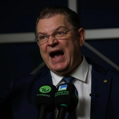 Moraes suspende Lei da Dosimetria; líder do PL protocola nova PEC da Anistia