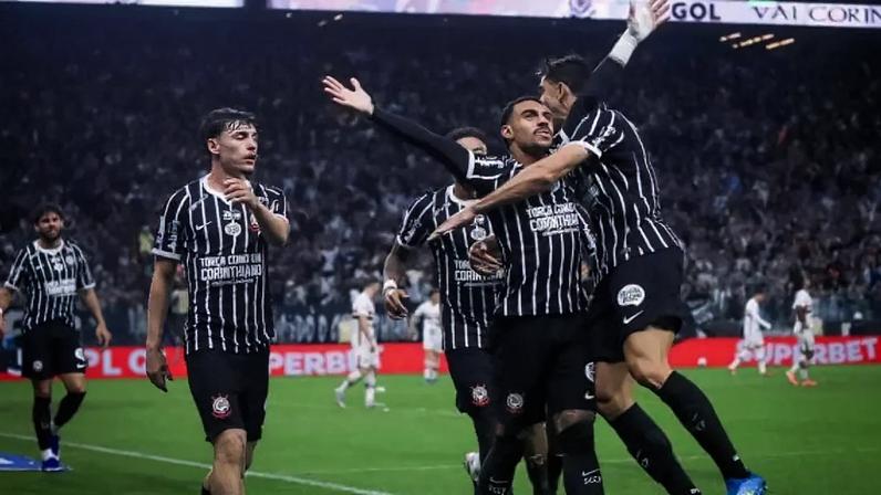 Corinthians busca melhor campanha histórica na fase de grupos contra o Peñarol –