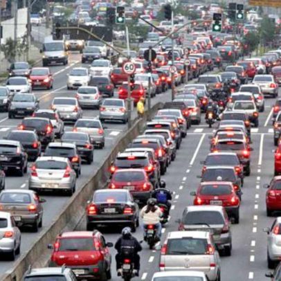 Capacidade do ônibus mais longo do mundo é divulgada
