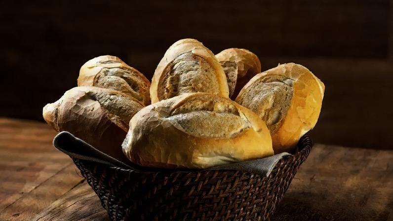 Como fazer pão francês igual ao da padaria em casa