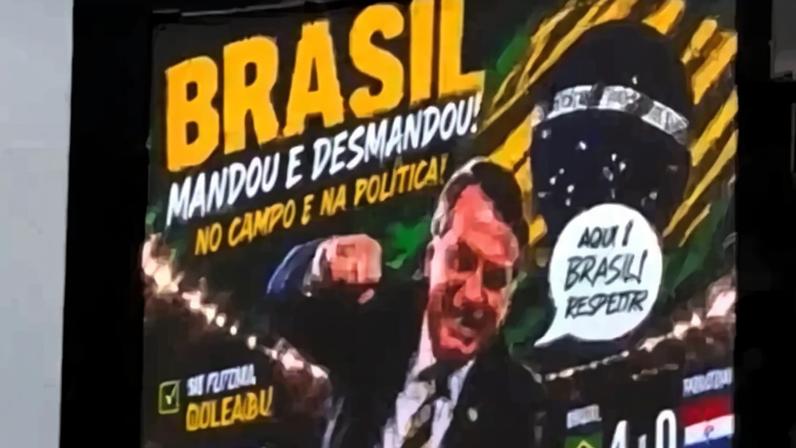 Painéis com mensagem de ódio aos paraguaios foram destruídos em Ciudad del Este.