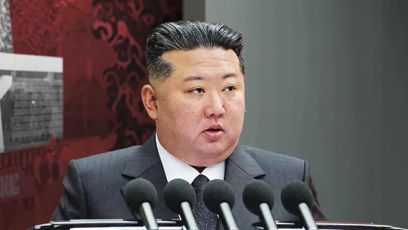 Um 'fluxo interminável de pessoas', incluindo crianças, tem visitado o museu, diz a agência de notícias estatal da Coreia do Norte