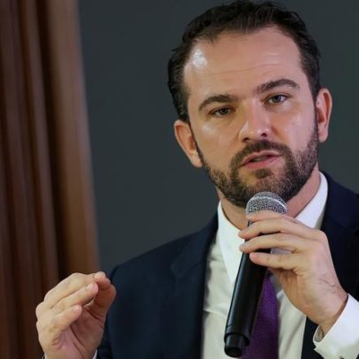 Durigan em Paris defende pauta de imposto sobre ultrarricos no G7